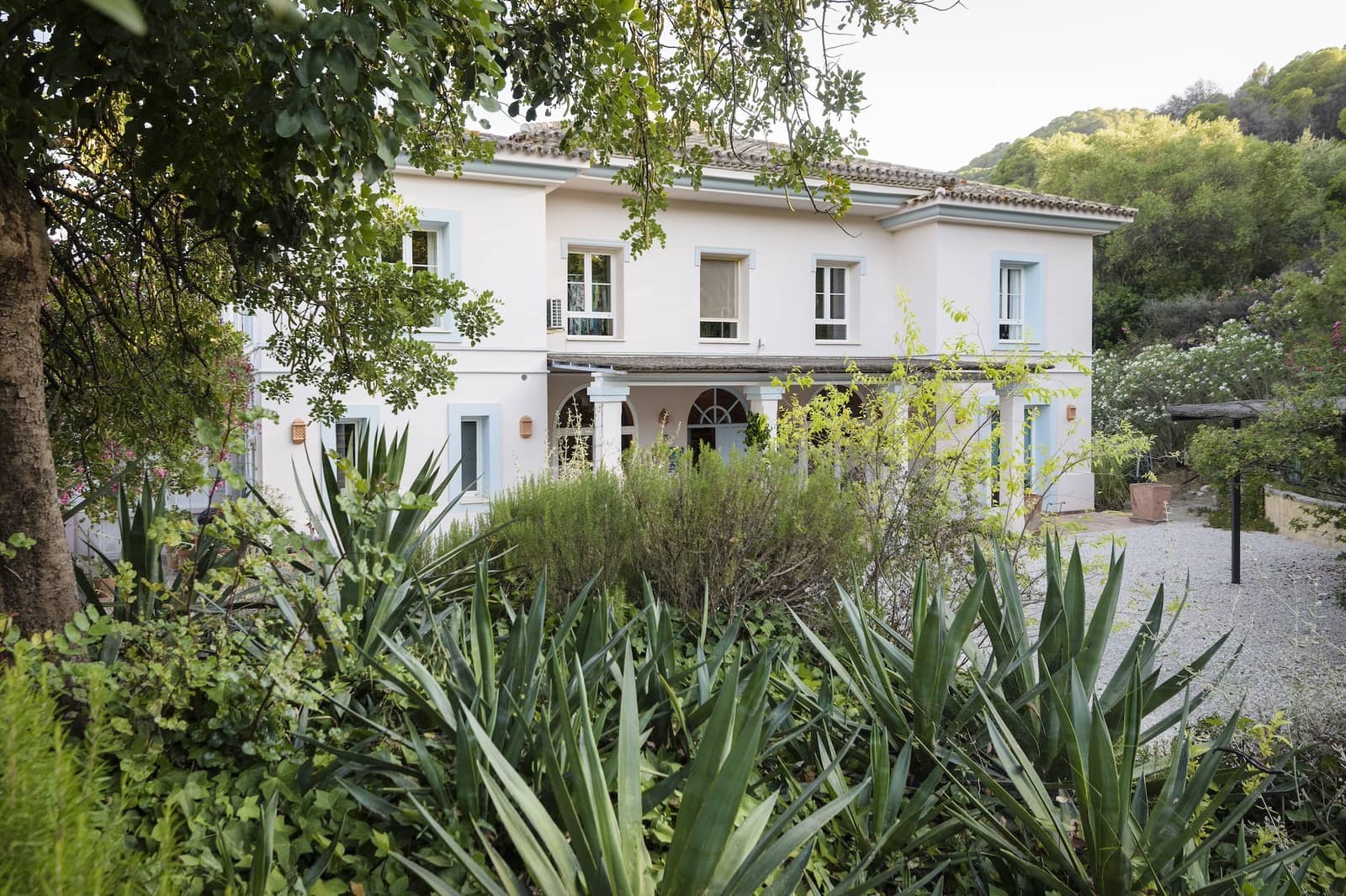 9 soveværelse Finca/Landehus til salg i Gaucin med swimmingpool garage - € 2.495.000 (Ref: 9417515)