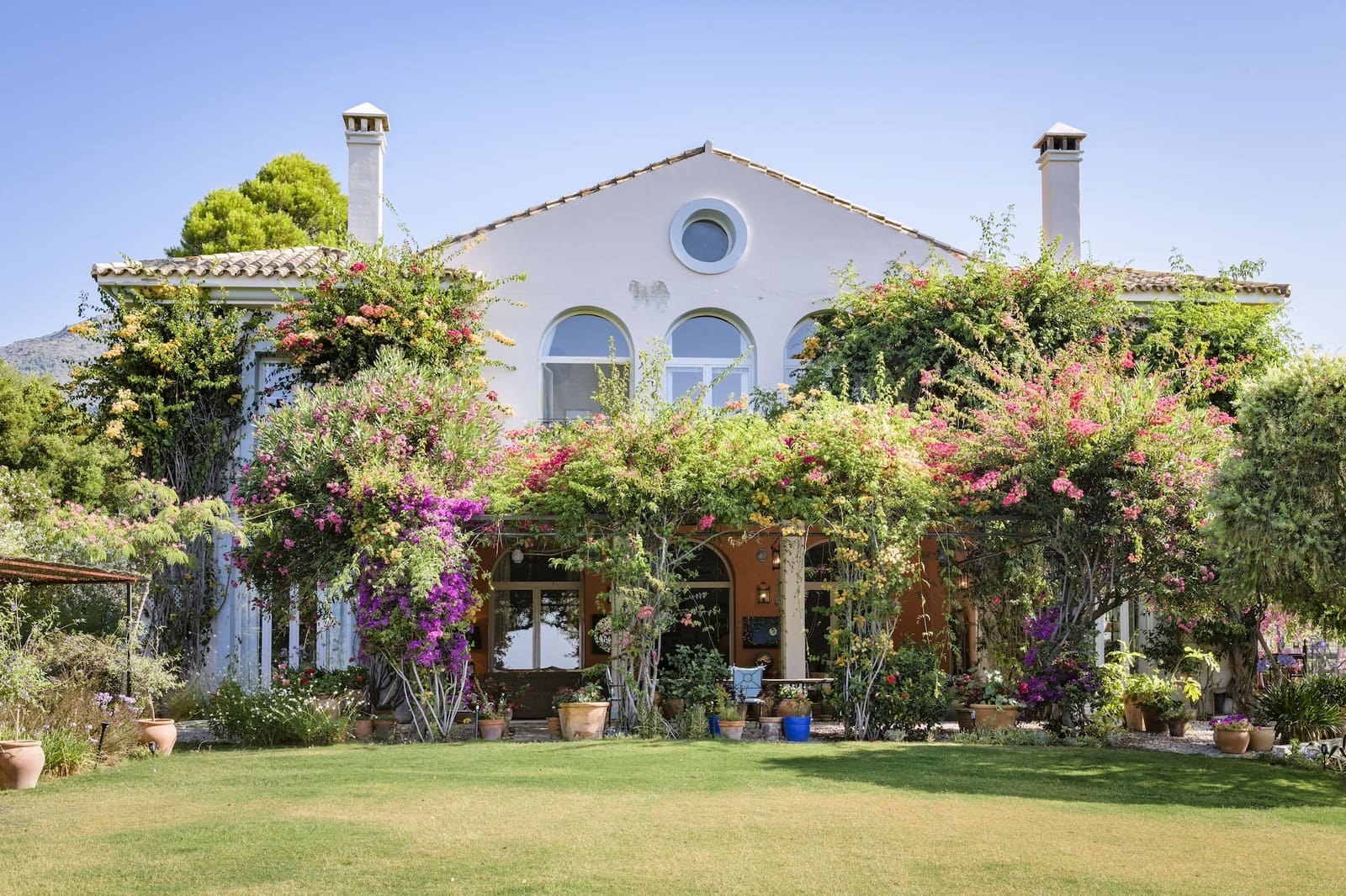 9 soveværelse Finca/Landehus til salg i Gaucin med swimmingpool garage - € 2.495.000 (Ref: 9417515)