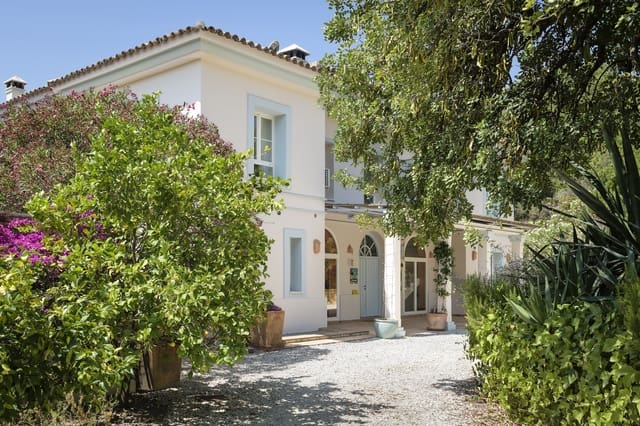 9 sypialnia Finka/Dom wiejski na sprzedaż w Gaucín z basenem garażem - 2 495 000 € (Ref: 9417515)