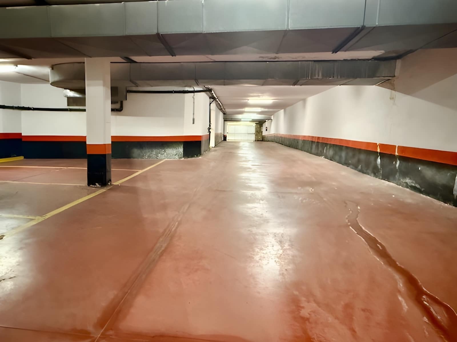 Garaż na sprzedaż w Golden Mile - 119 000 € (Ref: 9475650)