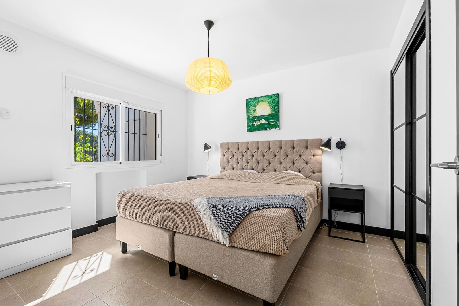 2 slaapkamer Appartement te koop in Nueva Andalucia met zwembad garage - € 439.000 (Ref: 9872491)