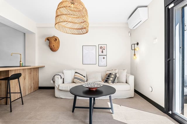 2 slaapkamer Appartement te koop in Nueva Andalucía Centro, Marbella met zwembad garage - € 439.000 (Ref: 9872491)
