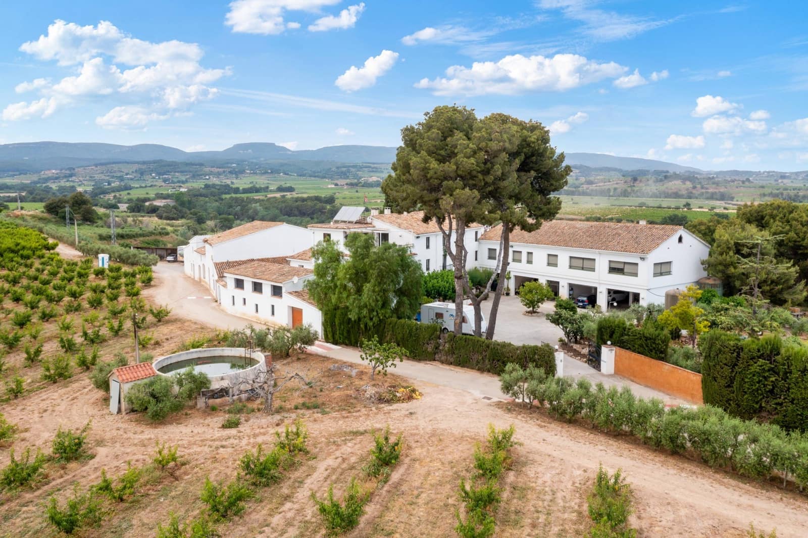 27 sypialnia Finka/Dom wiejski na sprzedaż w Sant Marti Sarroca z basenem garażem - 3 200 000 € (Ref: 9220521)