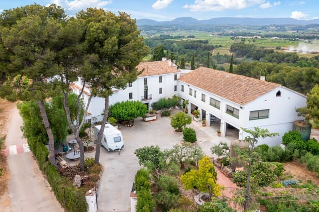 27 bedroom Finca/Country House for sale in Sant Martí Sarroca with pool garage - € 3,200,000 (Ref: 9220521)