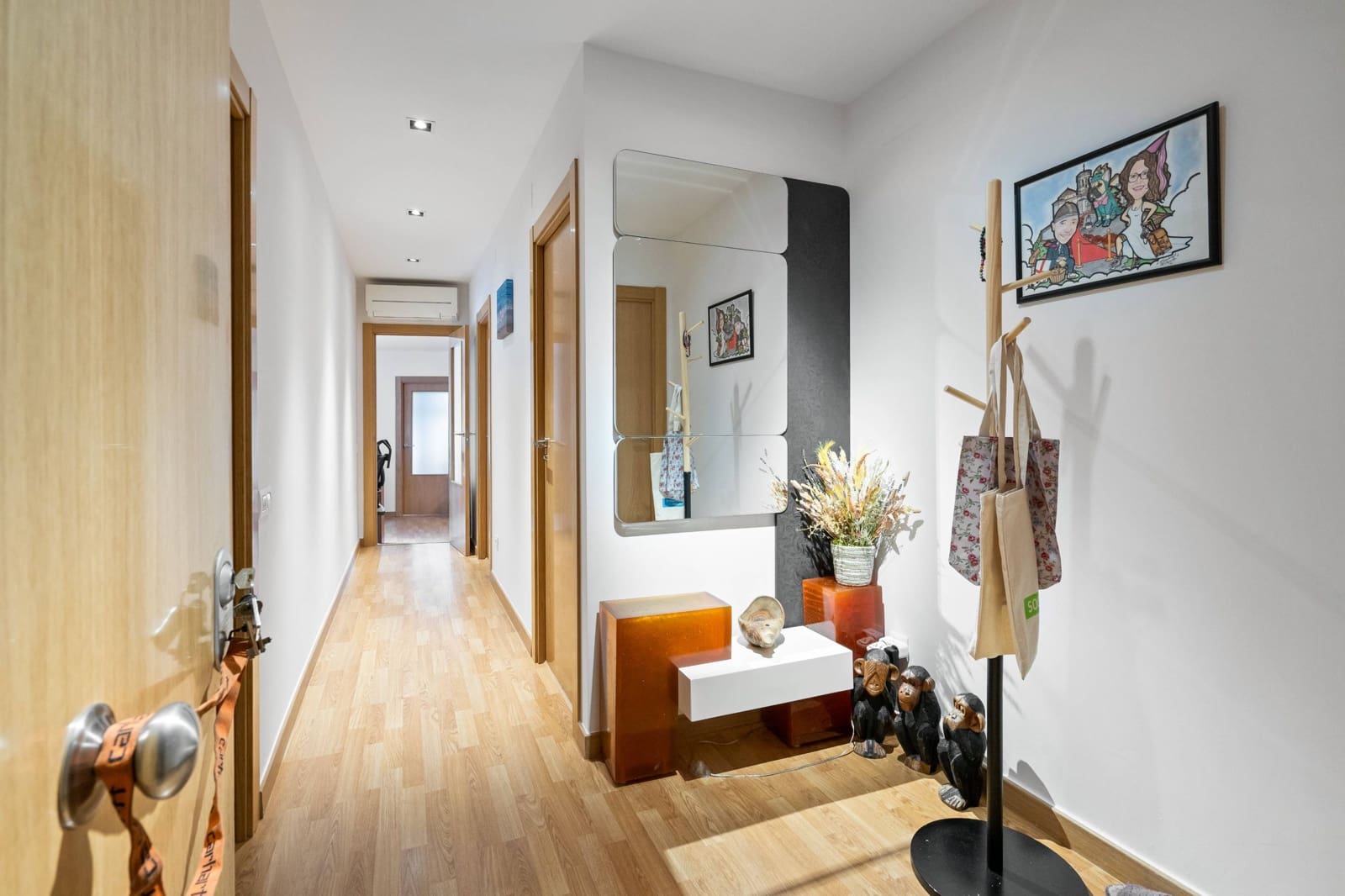 27 sypialnia Finka/Dom wiejski na sprzedaż w Sant Marti Sarroca z basenem garażem - 3 200 000 € (Ref: 9220521)