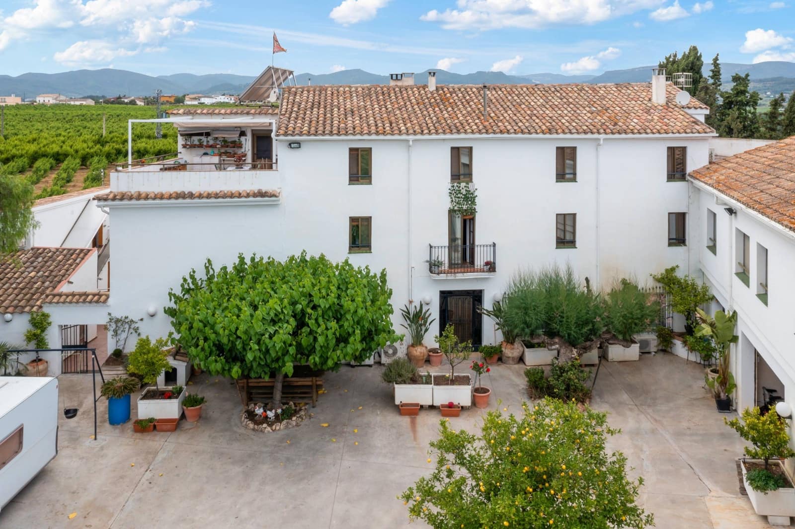 27 sypialnia Finka/Dom wiejski na sprzedaż w Sant Marti Sarroca z basenem garażem - 3 200 000 € (Ref: 9220521)