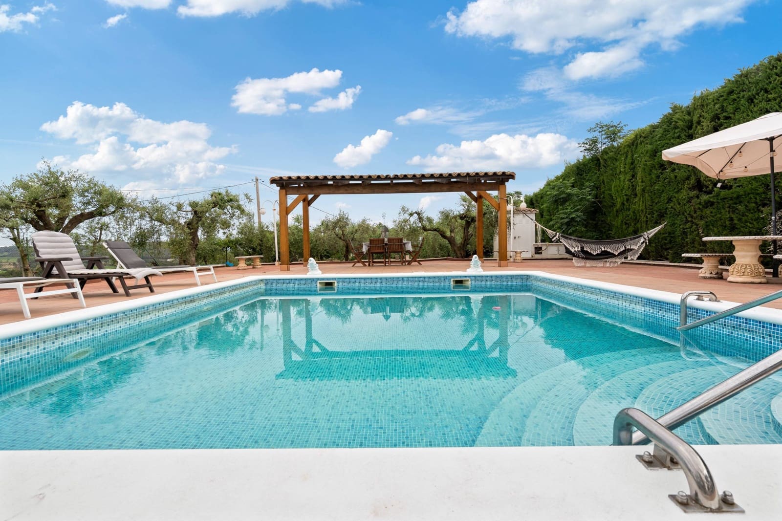 27 sypialnia Finka/Dom wiejski na sprzedaż w Sant Marti Sarroca z basenem garażem - 3 200 000 € (Ref: 9220521)