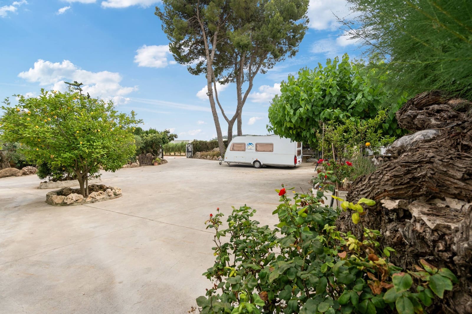 27 sypialnia Finka/Dom wiejski na sprzedaż w Sant Marti Sarroca z basenem garażem - 3 200 000 € (Ref: 9220521)