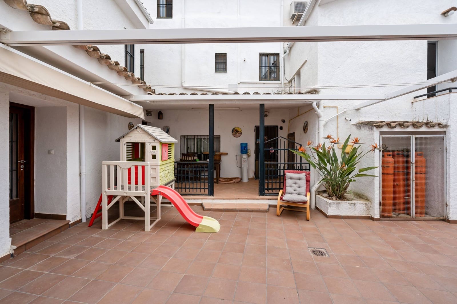 27 sypialnia Finka/Dom wiejski na sprzedaż w Sant Marti Sarroca z basenem garażem - 3 200 000 € (Ref: 9220521)