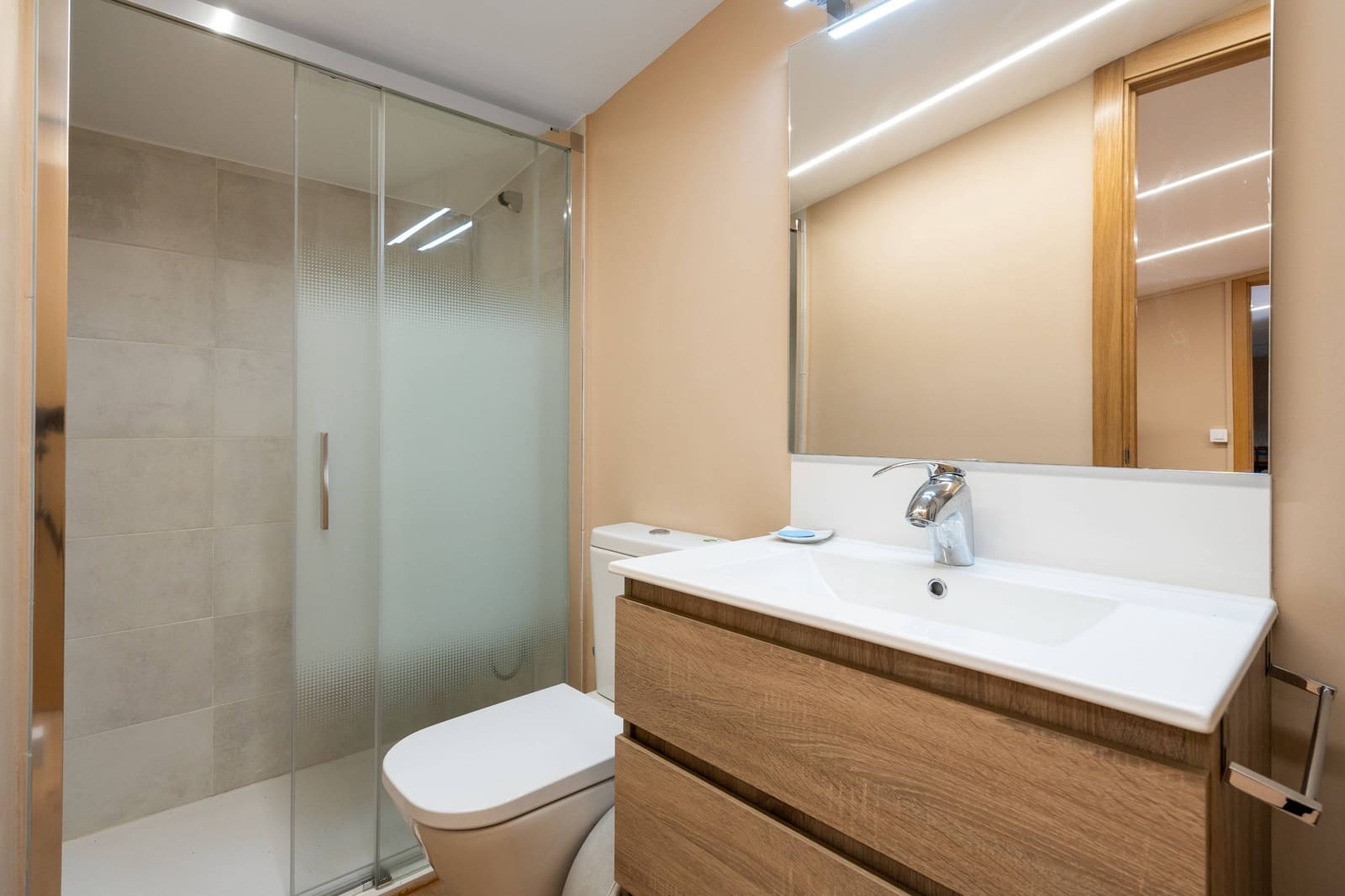 27 sypialnia Finka/Dom wiejski na sprzedaż w Sant Marti Sarroca z basenem garażem - 3 200 000 € (Ref: 9220521)