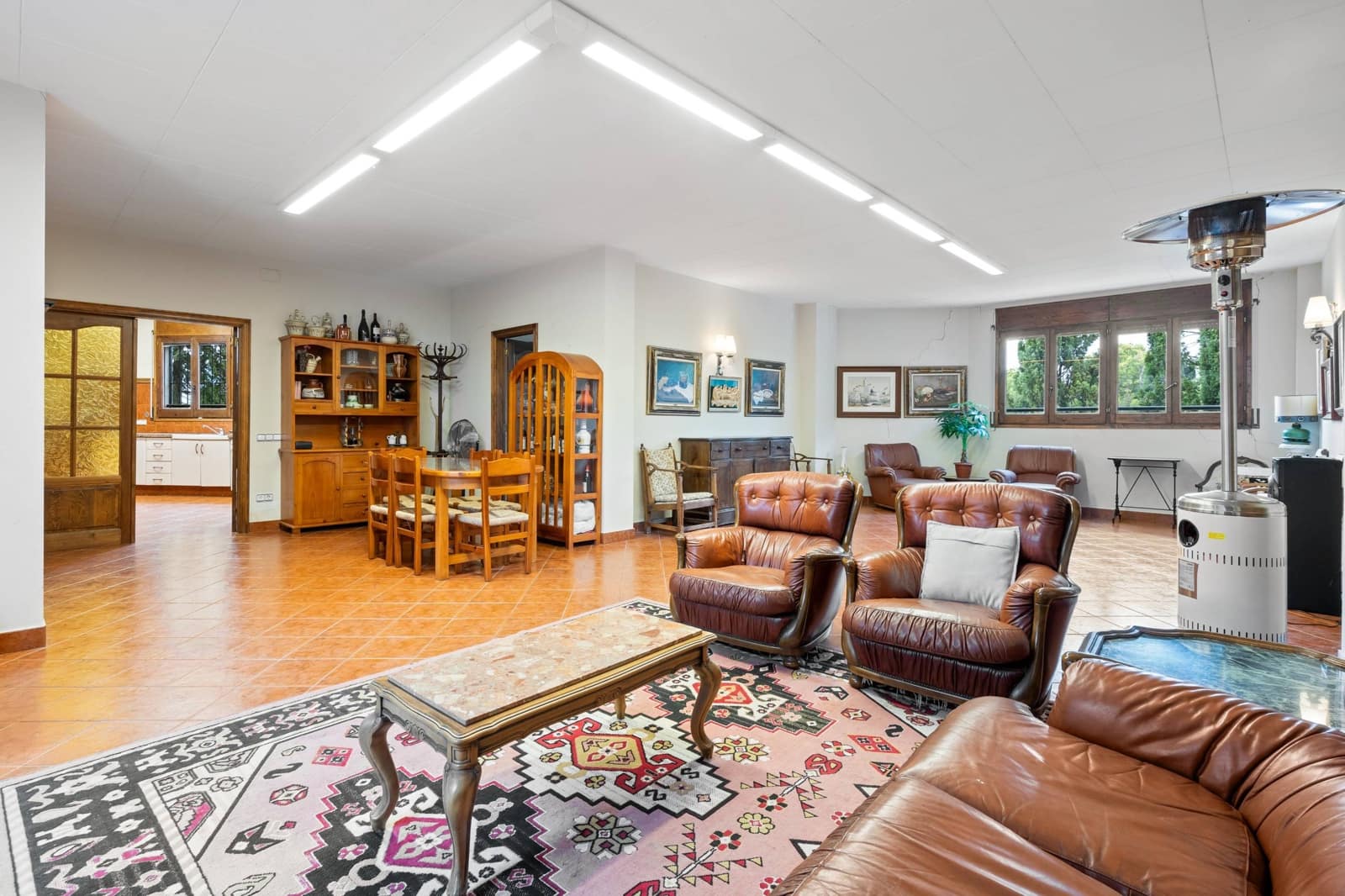 27 sypialnia Finka/Dom wiejski na sprzedaż w Sant Marti Sarroca z basenem garażem - 3 200 000 € (Ref: 9220521)