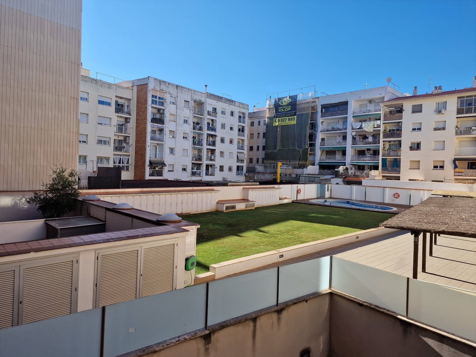 Local Comercial en Vilanova i la Geltrú en alquiler - 3.300 € (Ref: 9276417)