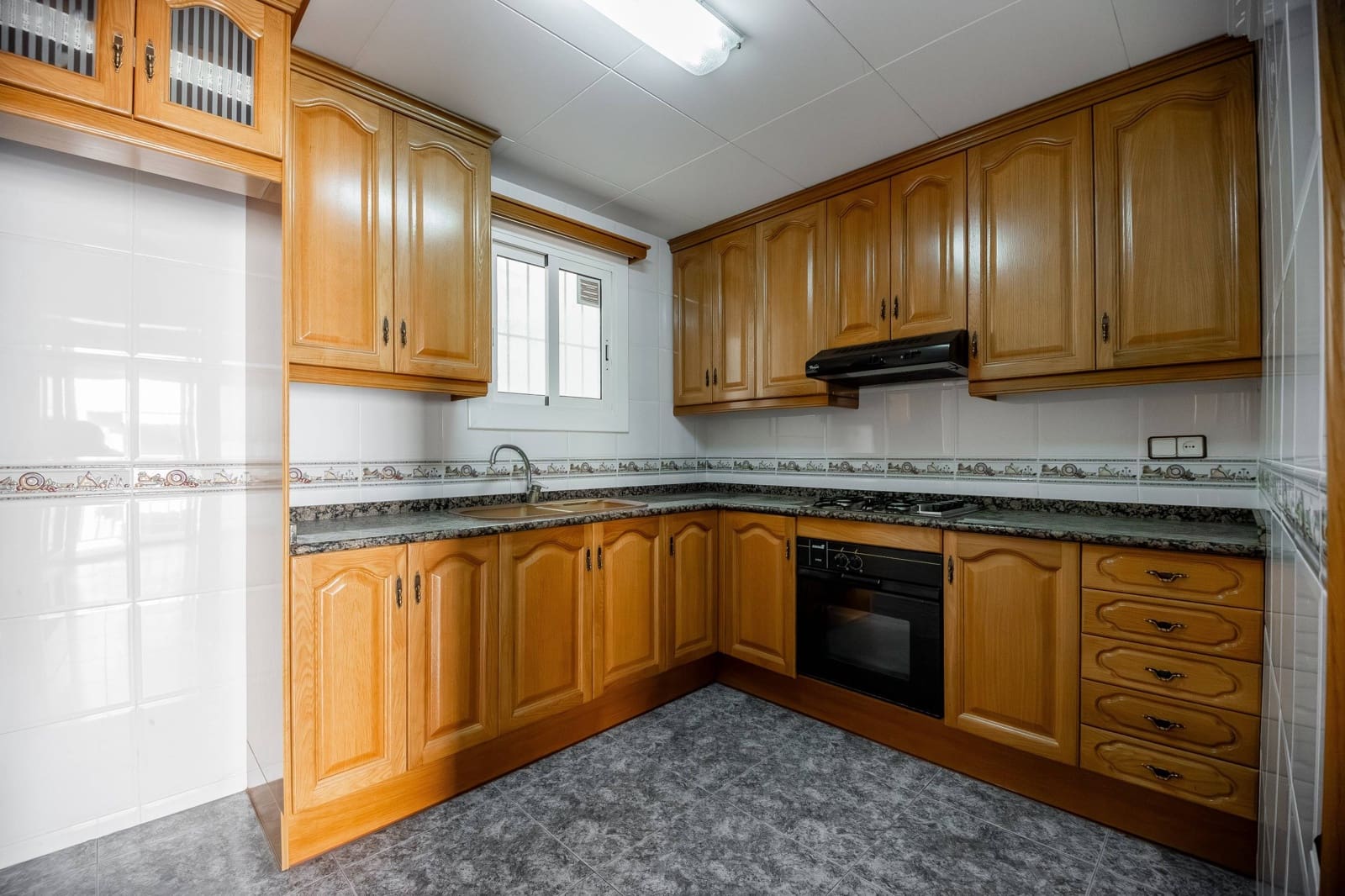 4 soveværelse Penthouse til salg i Vilanova i la Geltru - € 209.000 (Ref: 9296977)