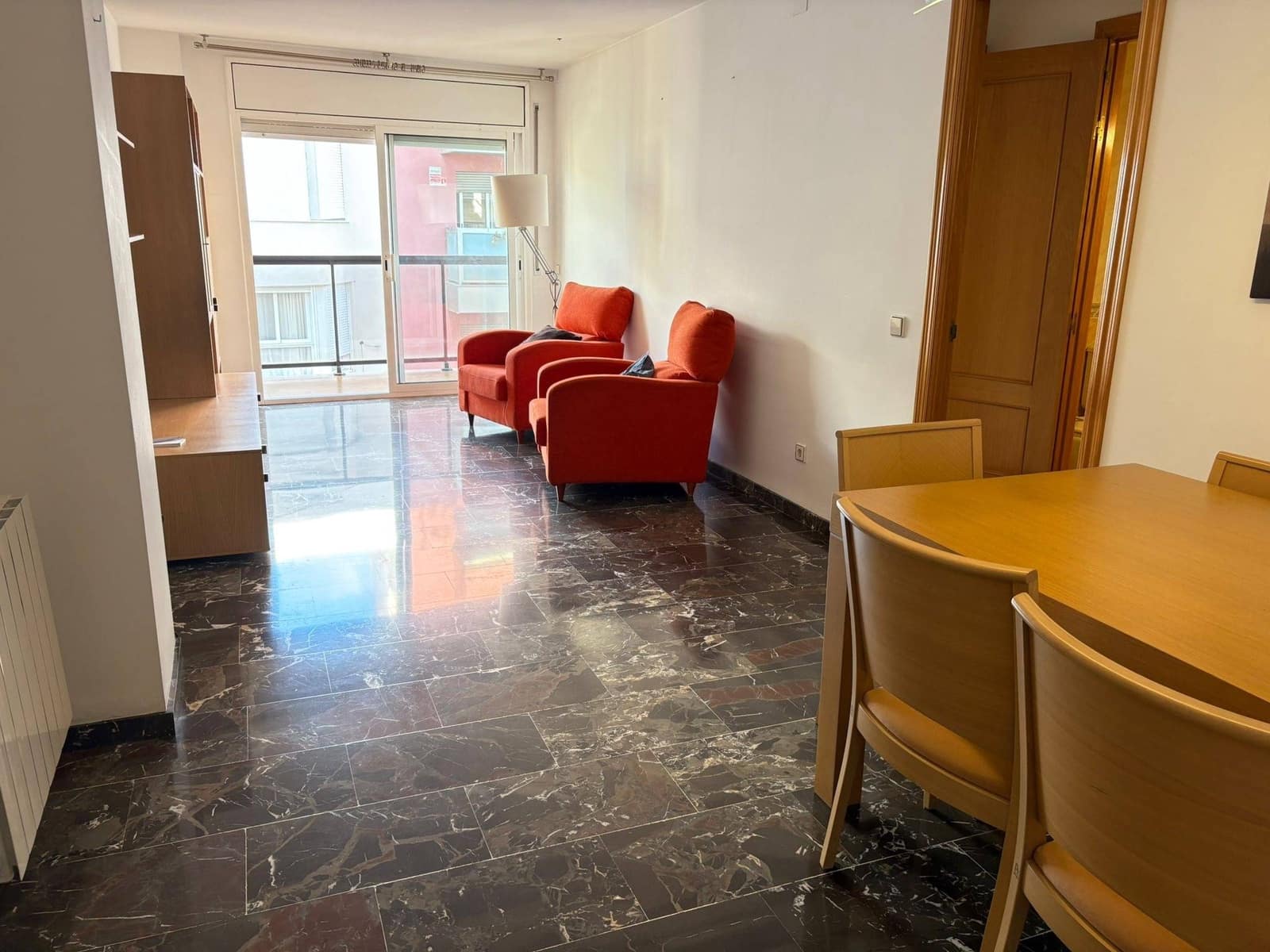 3 makuuhuone Asunto myytävänä paikassa El Vendrell mukana 
autotalli - 159 000 € (Ref: 9335047)