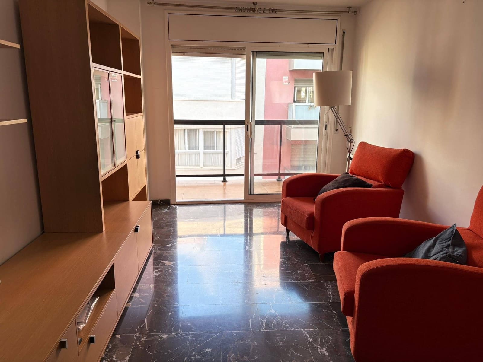 3 makuuhuone Asunto myytävänä paikassa El Vendrell mukana 
autotalli - 159 000 € (Ref: 9335047)