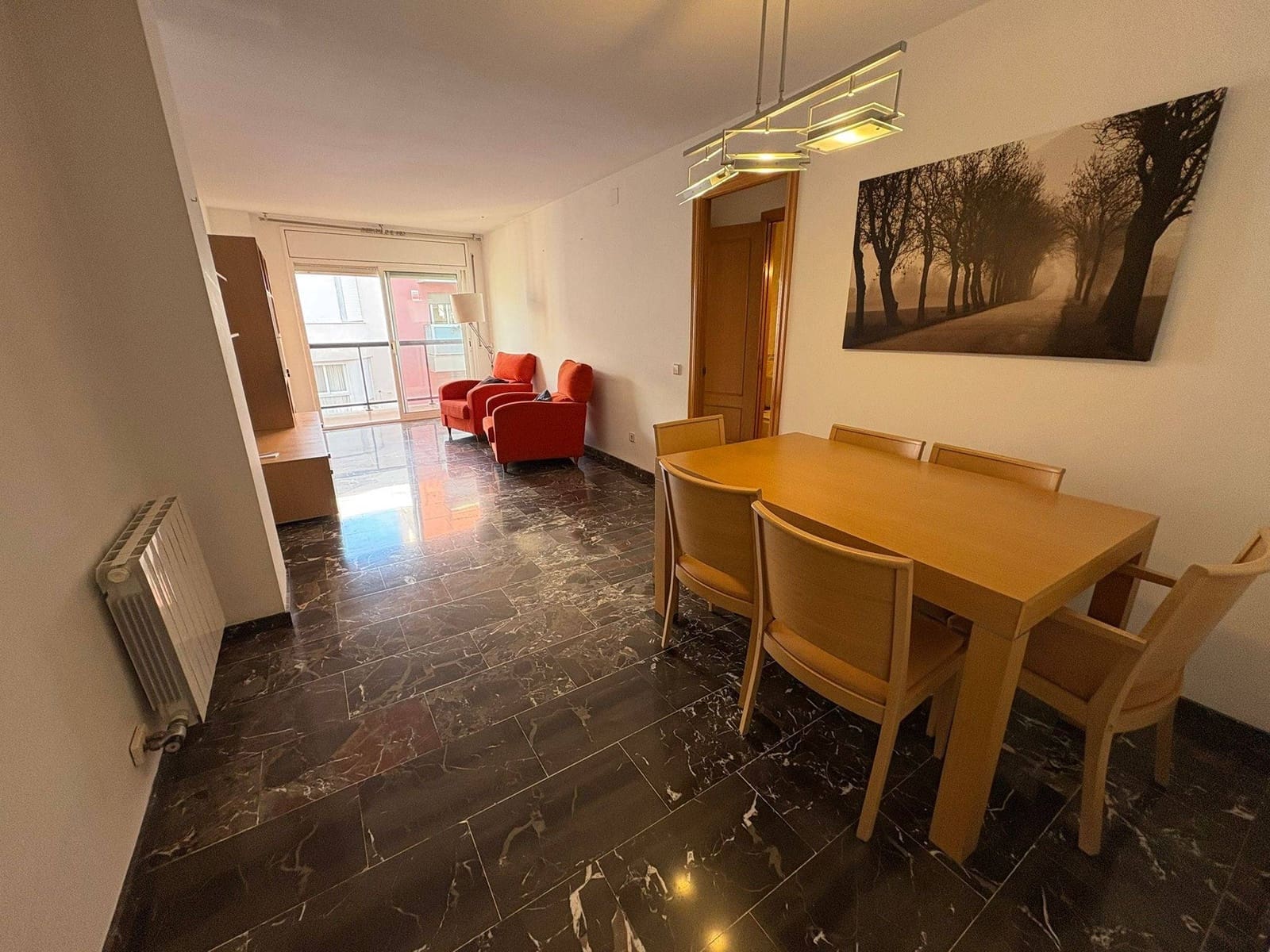 3 makuuhuone Asunto myytävänä paikassa El Vendrell mukana 
autotalli - 159 000 € (Ref: 9335047)