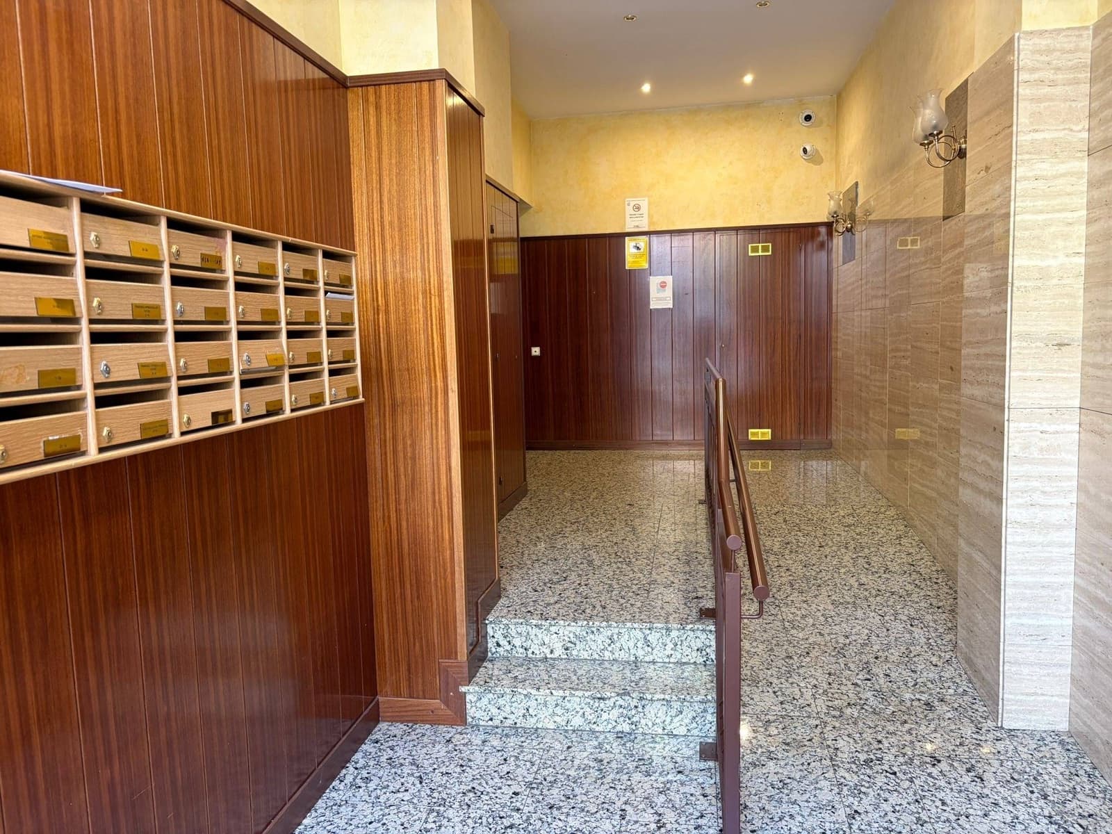 3 makuuhuone Asunto myytävänä paikassa El Vendrell mukana 
autotalli - 159 000 € (Ref: 9335047)