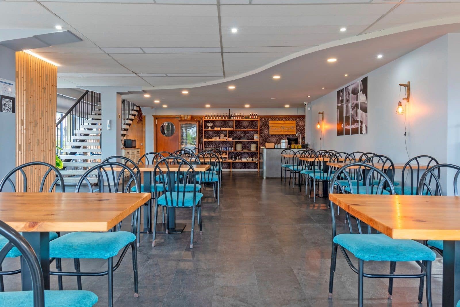 Commerciale in vendita in Cunit con garage - 695.000 € (Rif: 9335048)