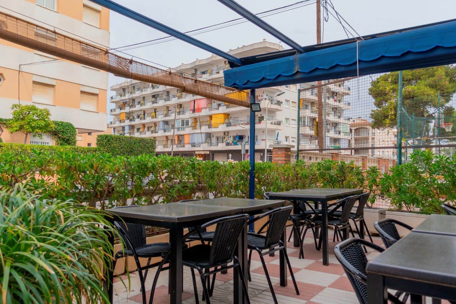 Commerciale in vendita in Cunit con garage - 695.000 € (Rif: 9335048)