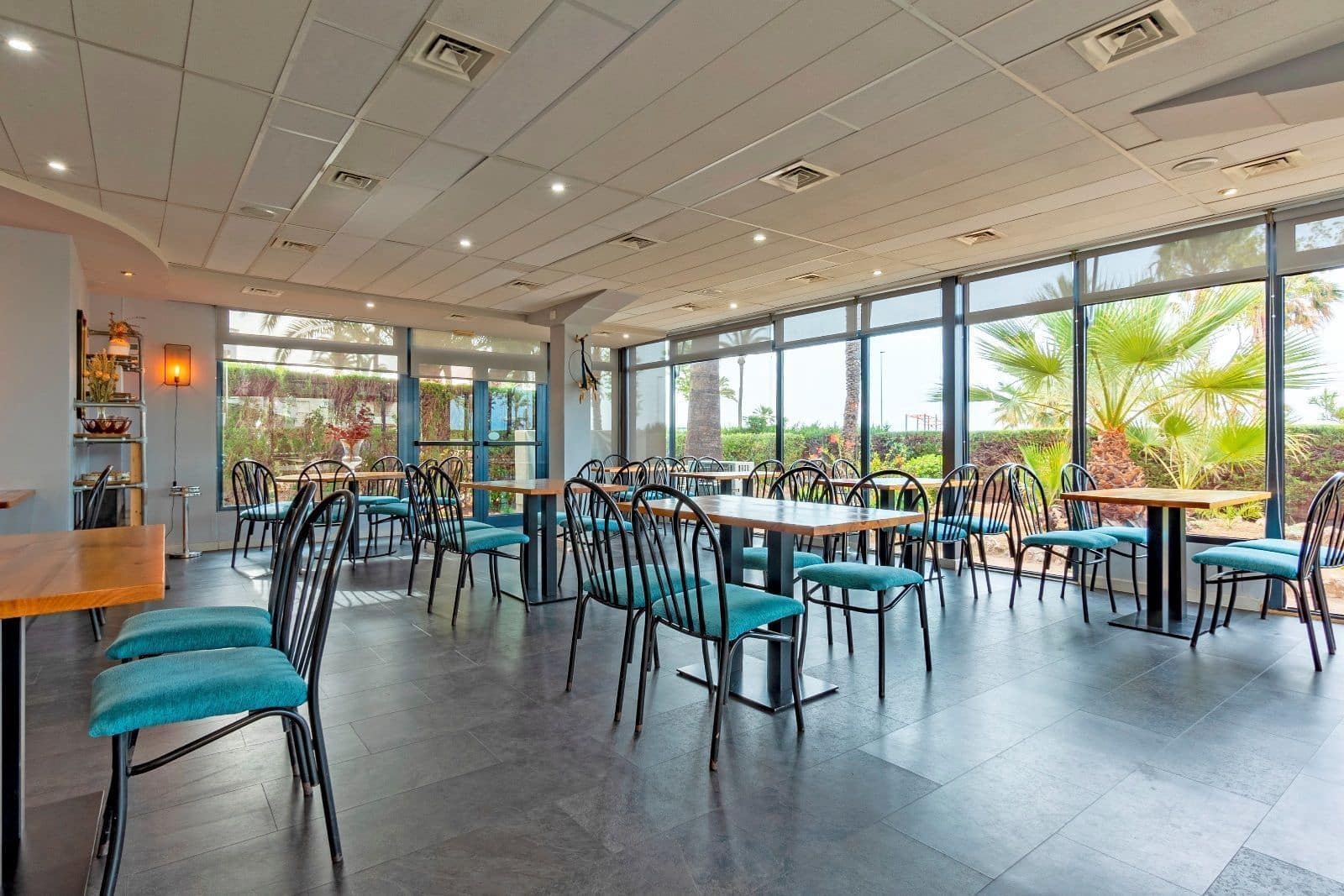 Commerciale in vendita in Cunit con garage - 695.000 € (Rif: 9335048)