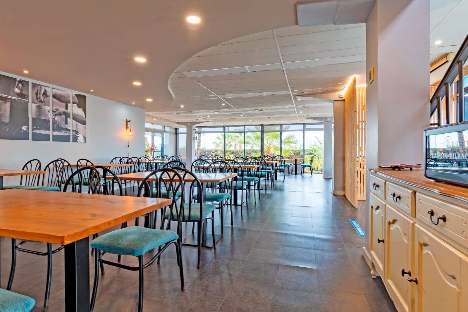 Commerciale in vendita in Cunit con garage - 695.000 € (Rif: 9335048)