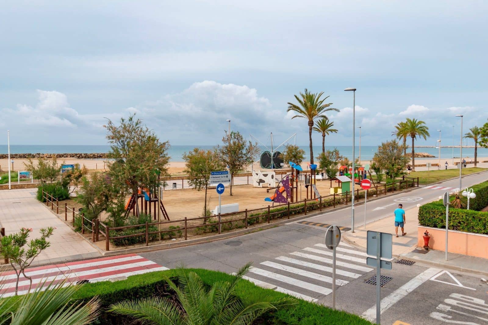 Commerciale in vendita in Cunit con garage - 695.000 € (Rif: 9335048)