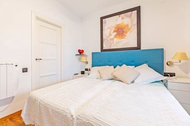 4 Zimmer Villa zu verkaufen in Olivella mit Pool Garage - 598.000 € (Ref: 9349656)