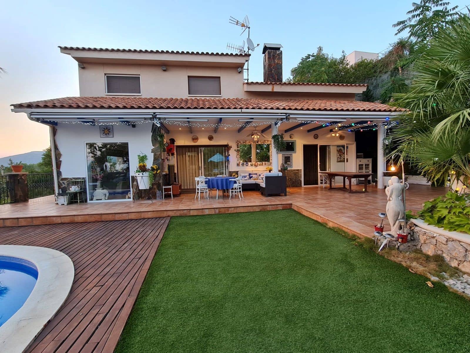 4 quarto Moradia para venda em Olivella com piscina garagem - 598 000 € (Ref: 9349656)