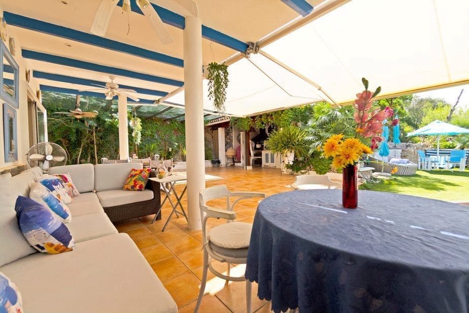 4 Zimmer Villa zu verkaufen in Olivella mit Pool Garage - 598.000 € (Ref: 9349656)