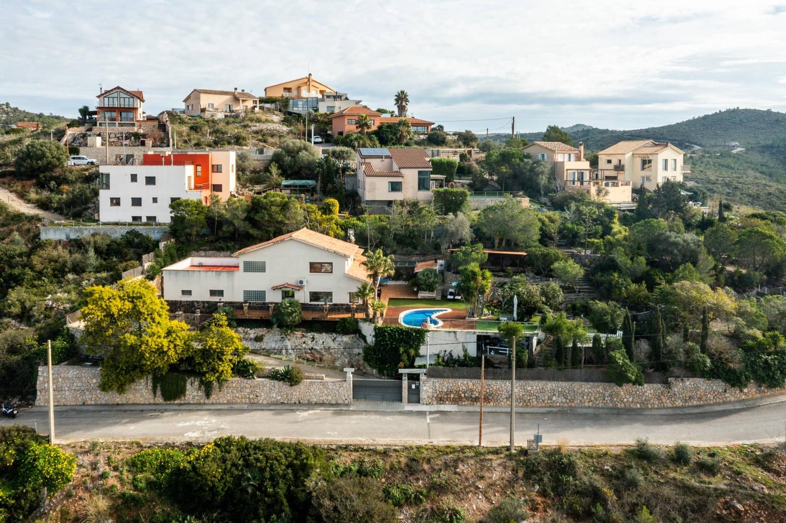 4 Zimmer Villa zu verkaufen in Olivella mit Pool Garage - 598.000 € (Ref: 9349656)