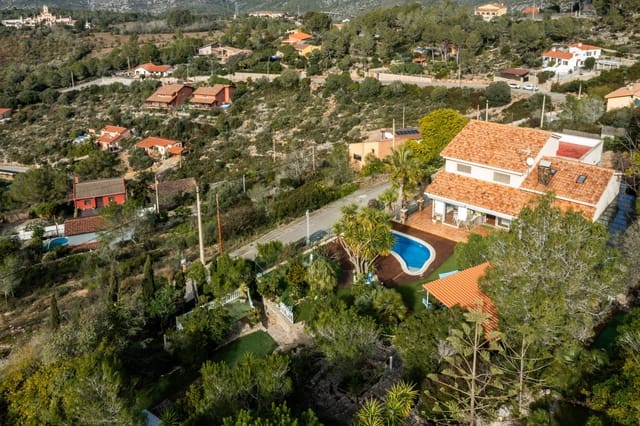 4 Zimmer Villa zu verkaufen in Olivella mit Pool Garage - 598.000 € (Ref: 9349656)