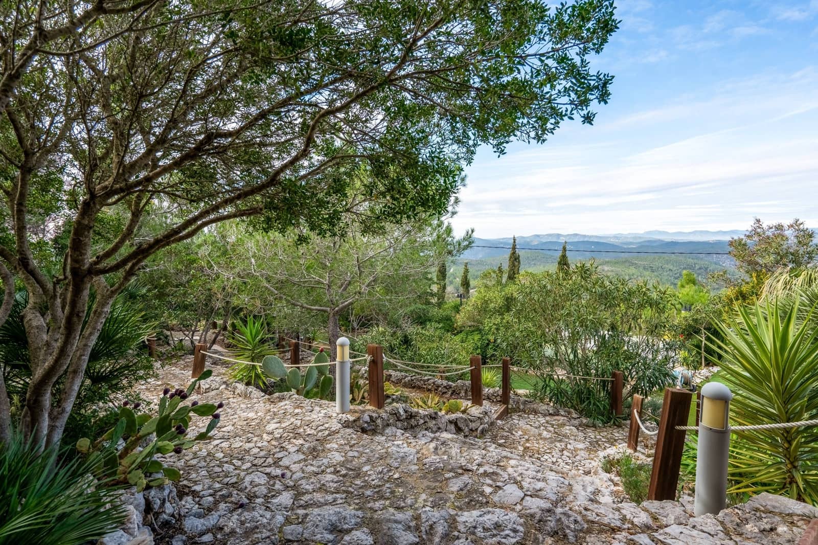 4 Zimmer Villa zu verkaufen in Olivella mit Pool Garage - 598.000 € (Ref: 9349656)