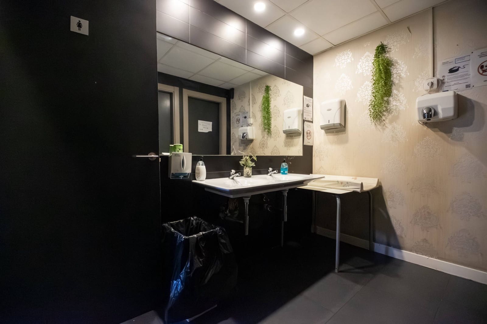 Erhverv til leje i Vilanova i la Geltru - € 3.170 (Ref: 9374366)