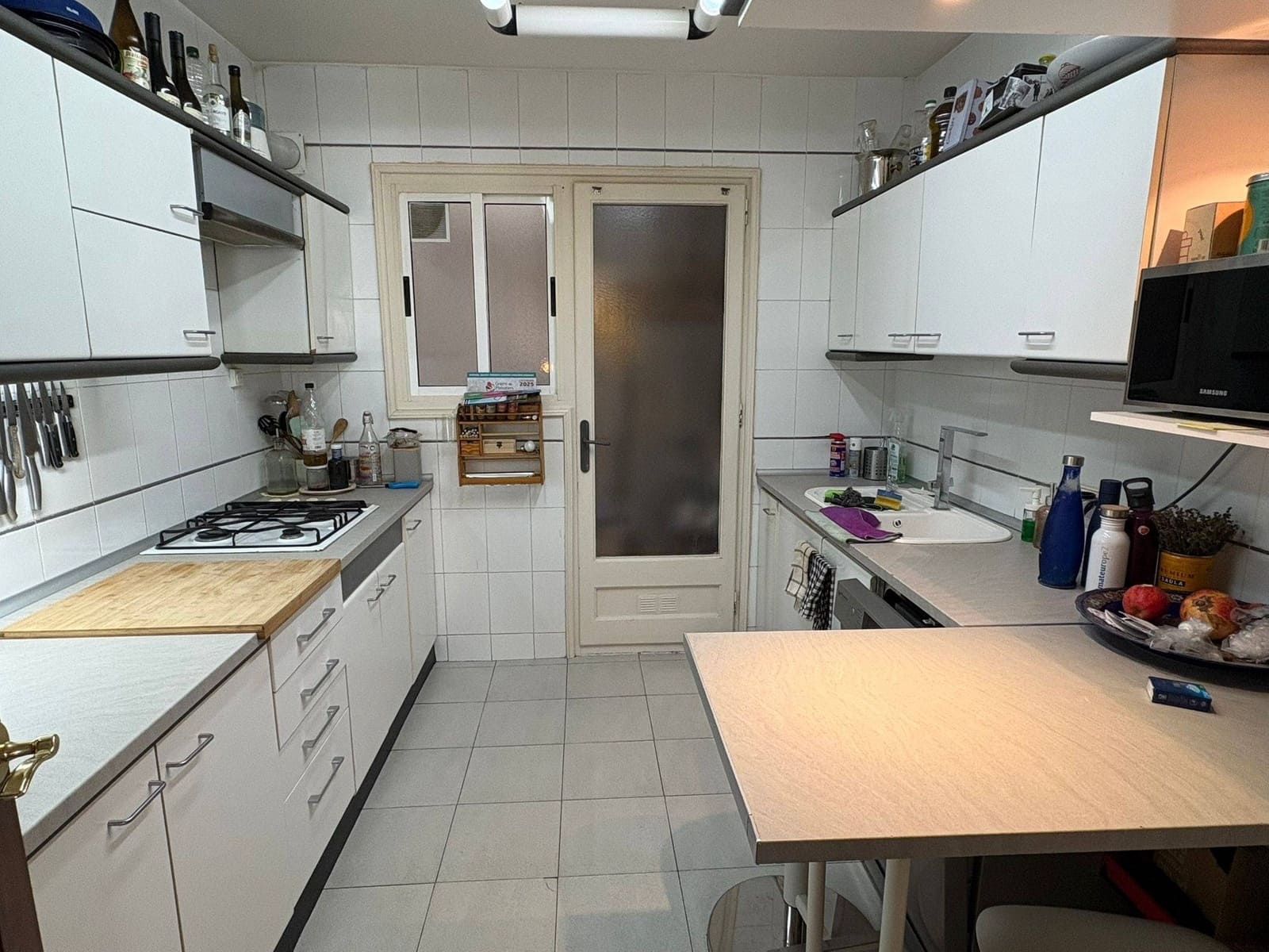 4 bedroom Flat for sale in Martorell with garage - € 275,000 (Ref: 9401258)