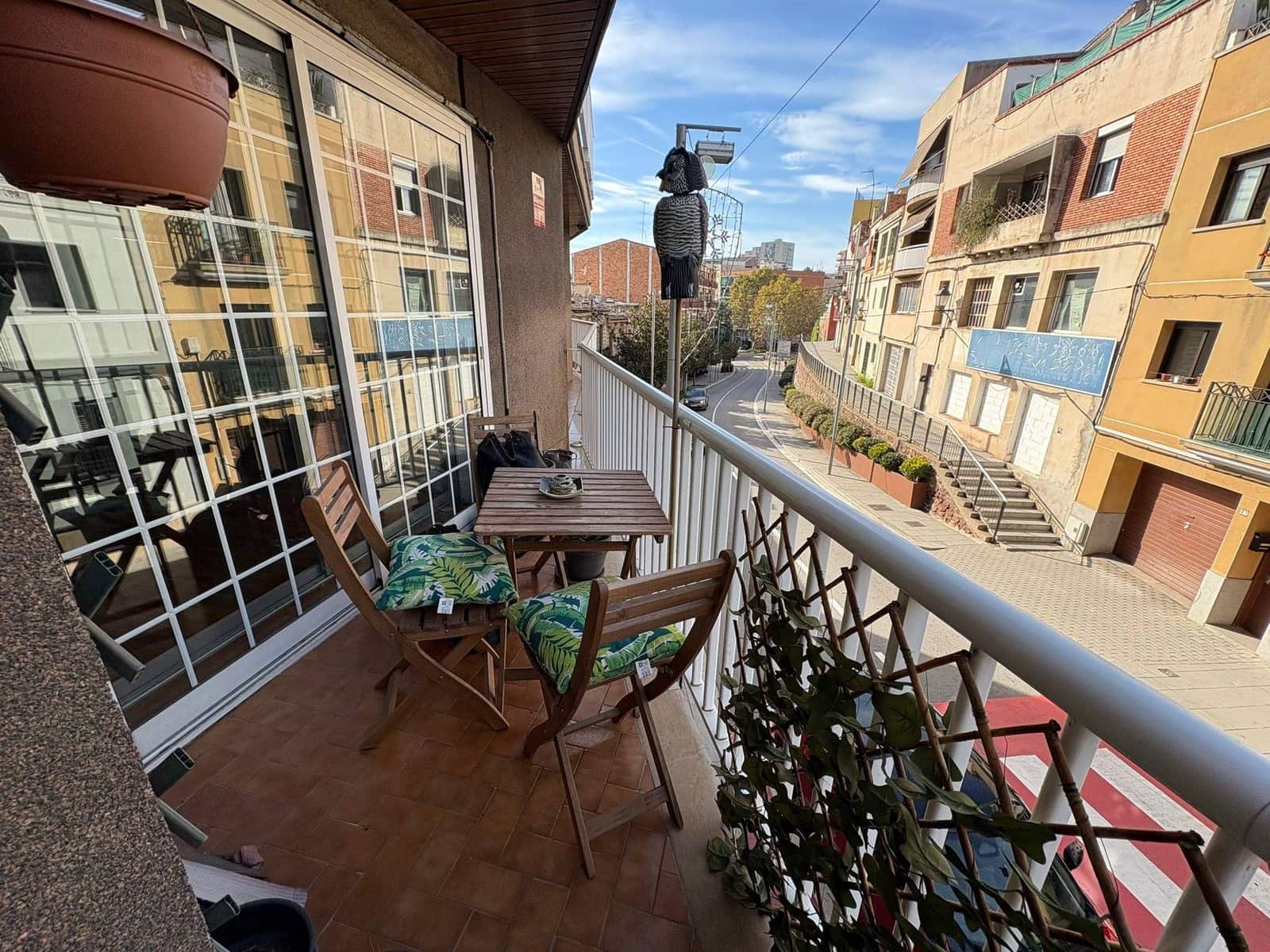 4 bedroom Flat for sale in Martorell with garage - € 275,000 (Ref: 9401258)