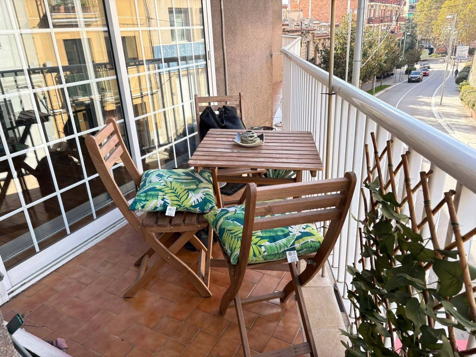 4 bedroom Flat for sale in Martorell with garage - € 275,000 (Ref: 9401258)