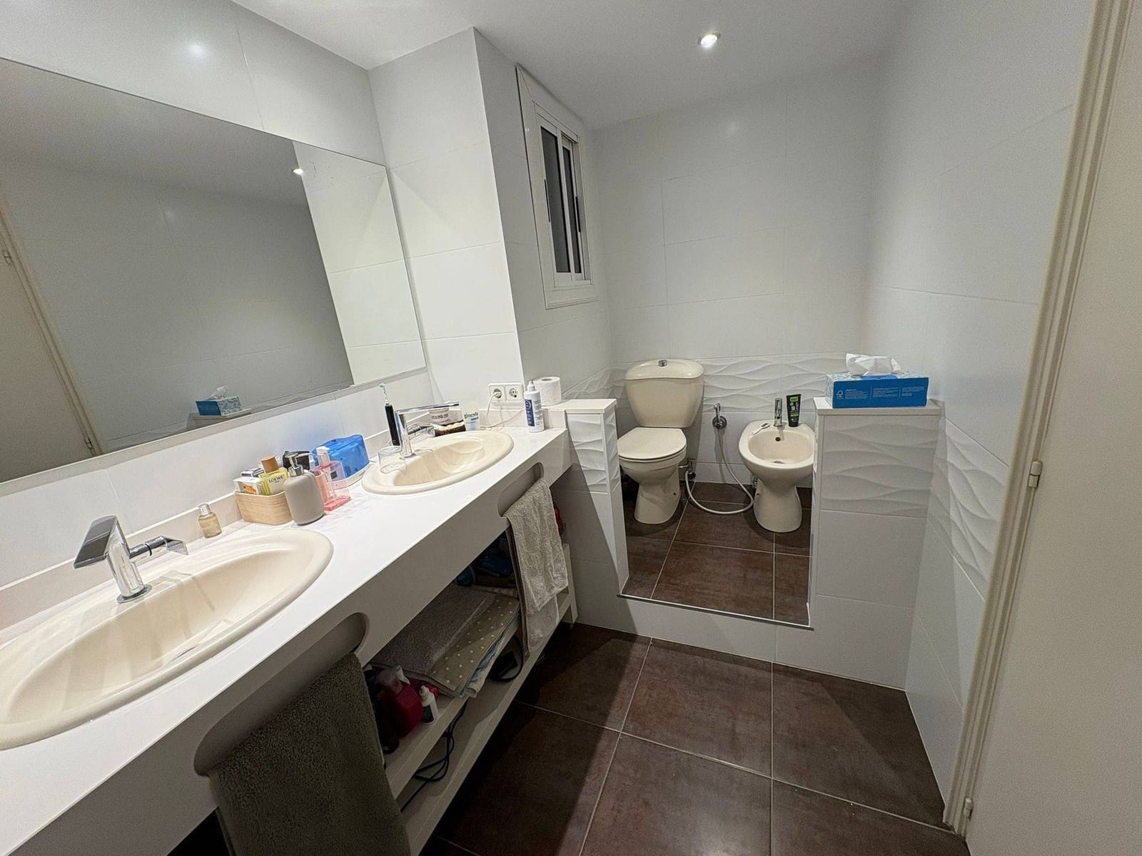 4 bedroom Flat for sale in Martorell with garage - € 275,000 (Ref: 9401258)