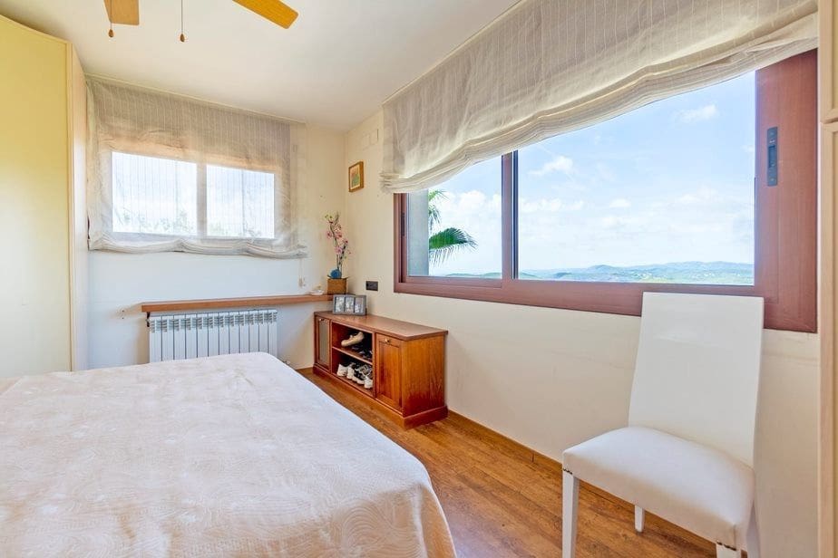 4 Zimmer Villa zu vermieten in Olivella mit Pool Garage - 2.500 € (Ref: 9527798)