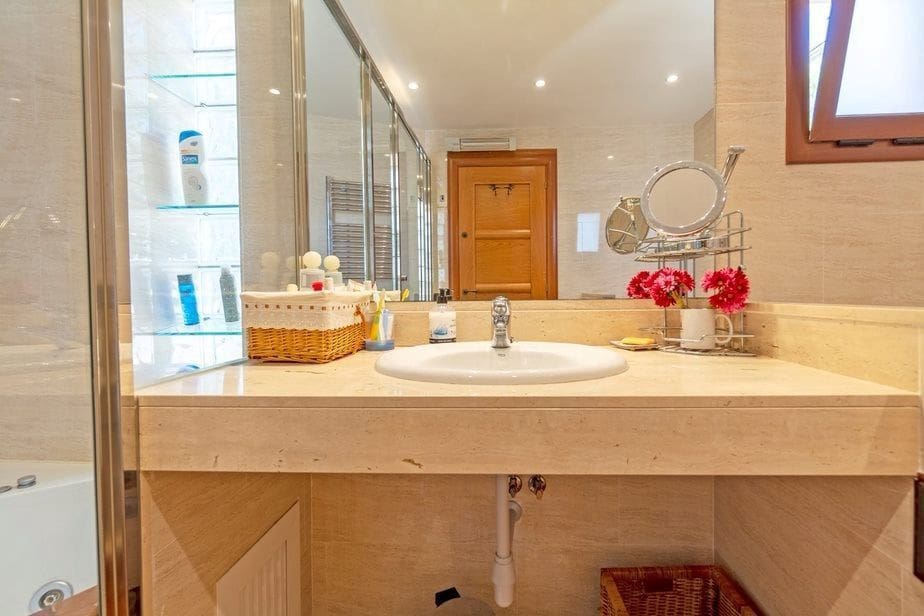 4 Zimmer Villa zu vermieten in Olivella mit Pool Garage - 2.500 € (Ref: 9527798)