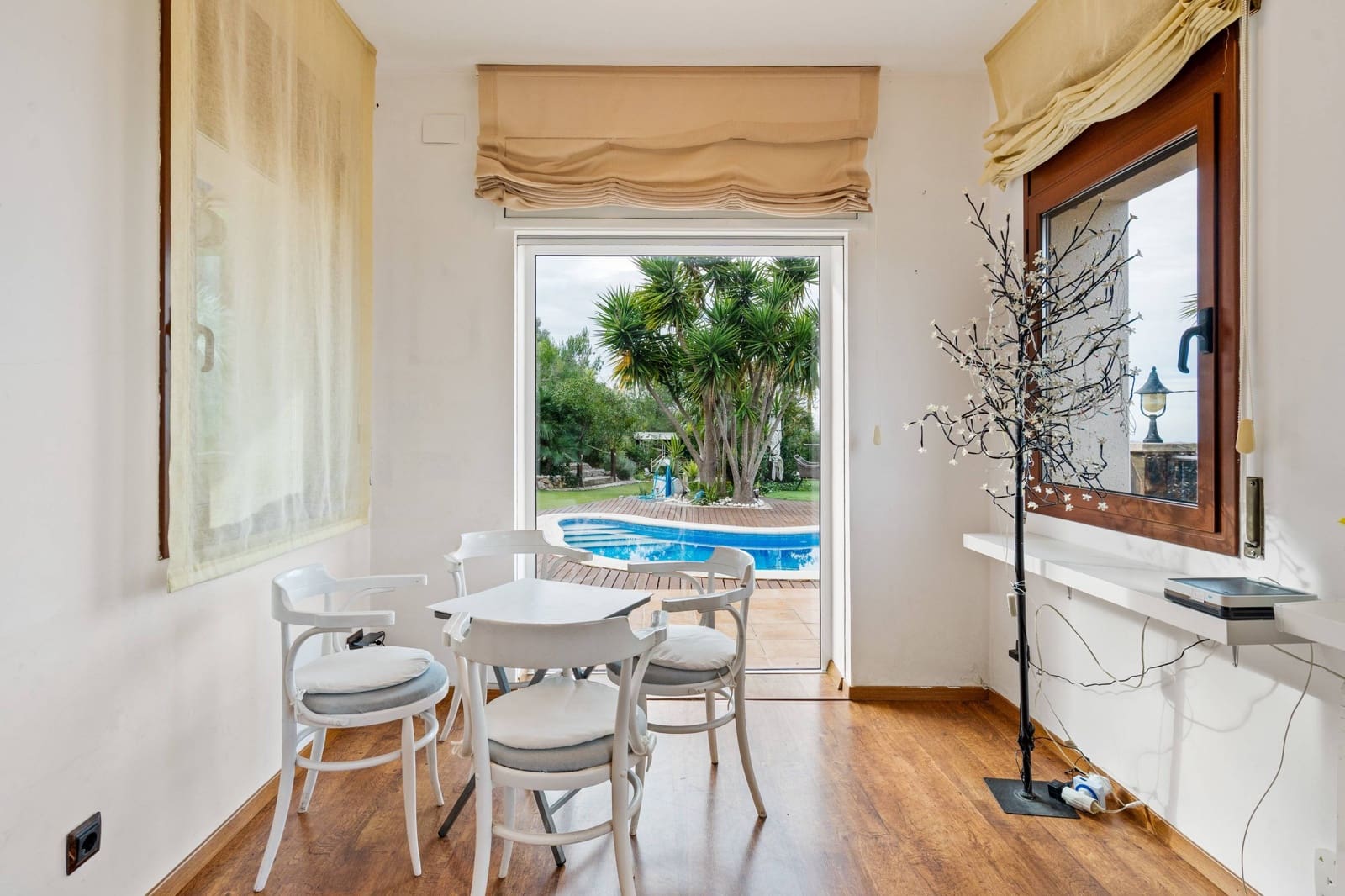 4 Zimmer Villa zu vermieten in Olivella mit Pool Garage - 2.500 € (Ref: 9527798)