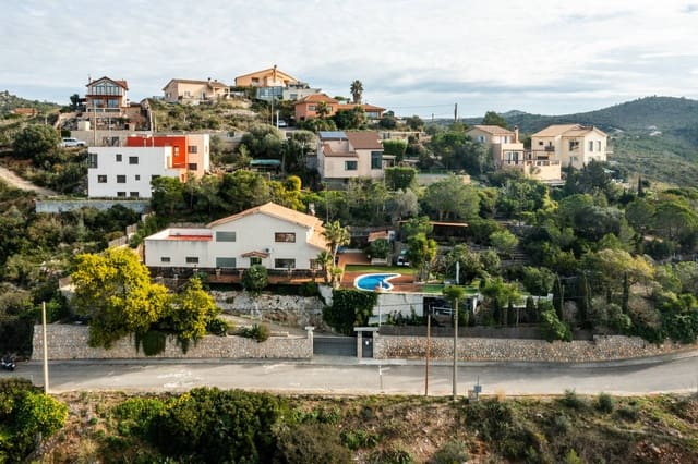 4 Zimmer Villa zu vermieten in Olivella mit Pool Garage - 2.500 € (Ref: 9527798)