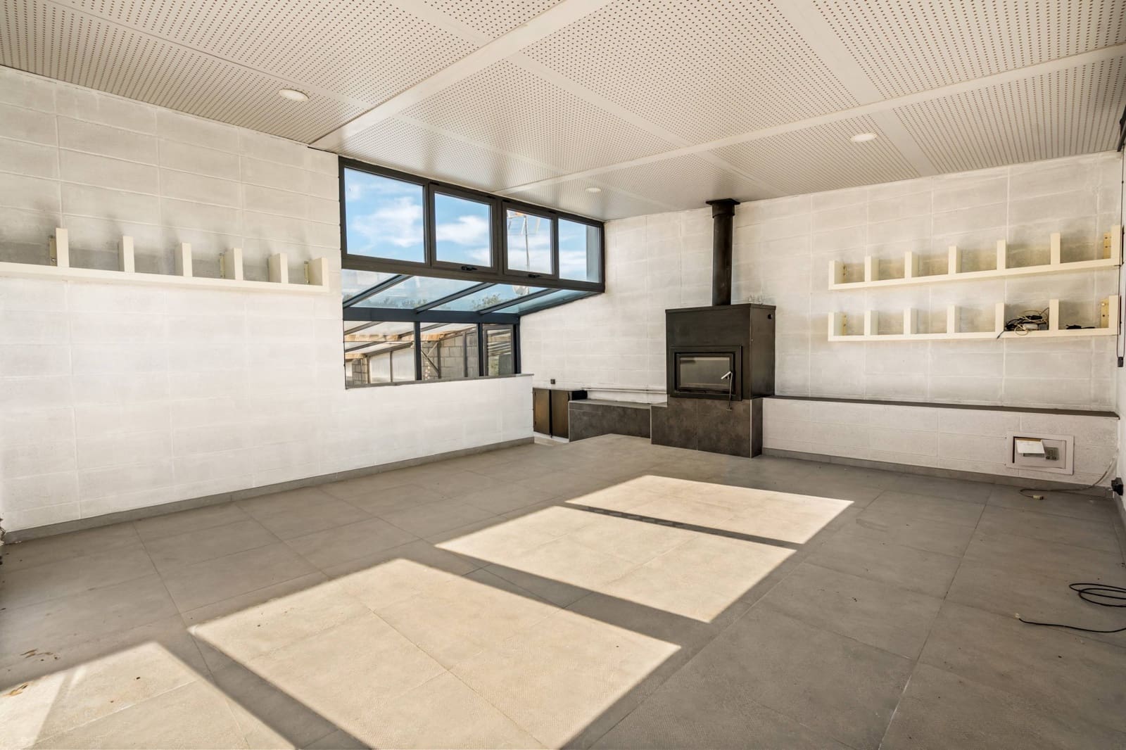 3 Zimmer Villa zu verkaufen in Olivella mit Pool Garage - 550.000 € (Ref: 9571296)