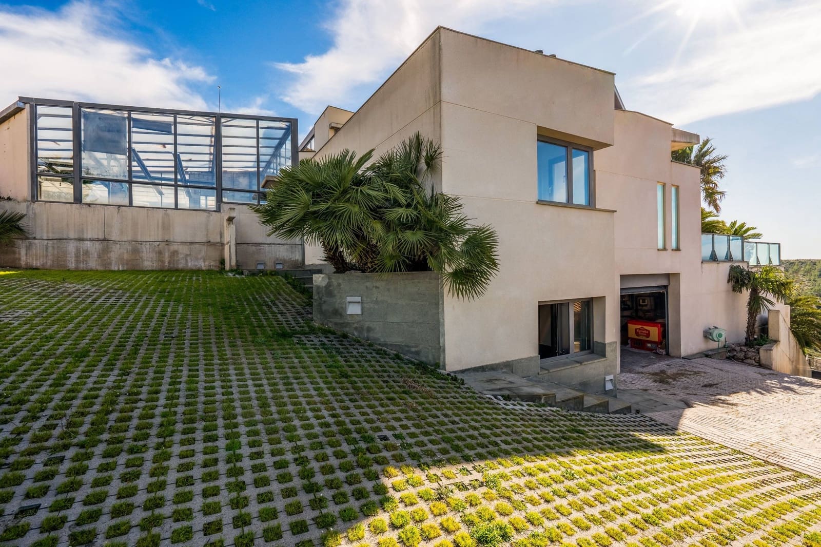 3 Zimmer Villa zu verkaufen in Olivella mit Pool Garage - 550.000 € (Ref: 9571296)