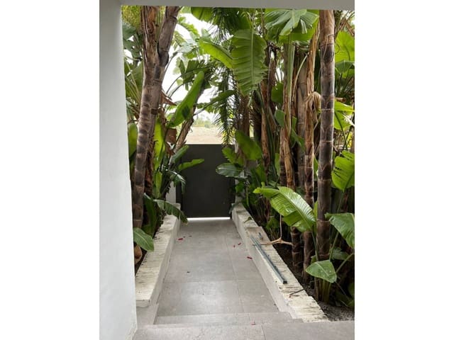 5 makuuhuone Rivitalo vuokrattavana paikassa Marbella mukana uima-altaan 
autotalli - 5 900 € (Ref: 9343355)