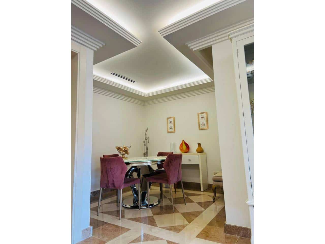 2 makuuhuone Asunto vuokrattavana paikassa Marbella mukana uima-altaan 
autotalli - 2 500 € (Ref: 9343362)