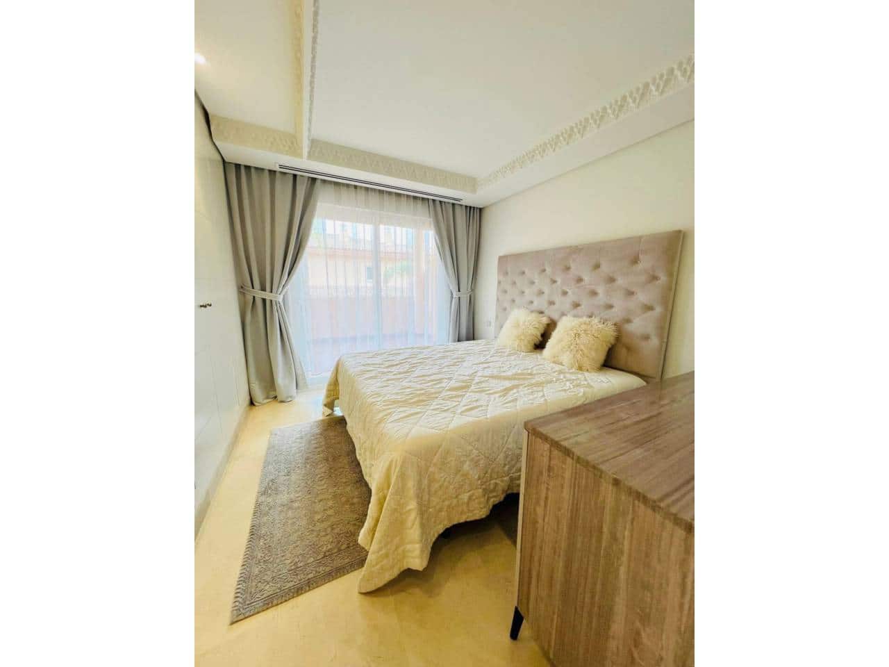 2 makuuhuone Asunto vuokrattavana paikassa Marbella mukana uima-altaan 
autotalli - 2 500 € (Ref: 9343362)