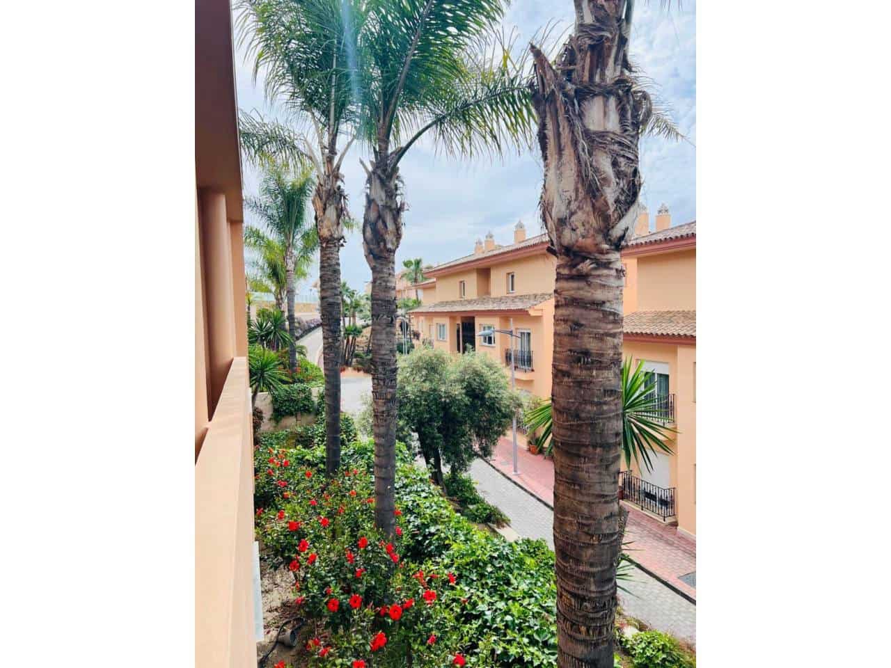 2 makuuhuone Asunto vuokrattavana paikassa Marbella mukana uima-altaan 
autotalli - 2 500 € (Ref: 9343362)