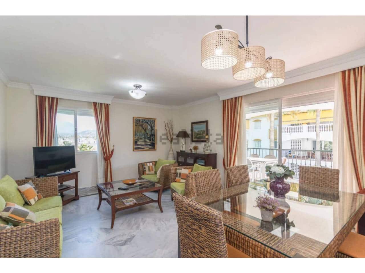 2 bedroom Flat for rent in Marbella with pool garage - € 2,000 (Ref: 9343364)