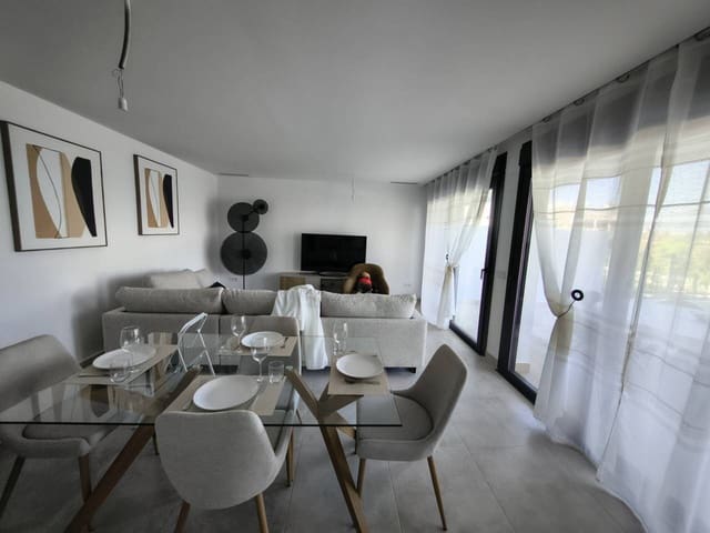 3 soveværelse Lejlighed til leje i El Paraiso, Estepona - € 5.100 (Ref: 9343365)