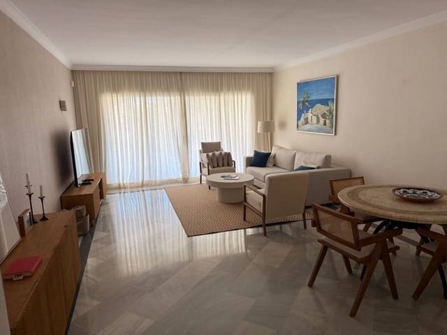 3 Zimmer Wohnung zu vermieten in Elviria, Marbella mit Pool Garage - 3.500 € (Ref: 9343367)